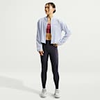 Chamarra de correr Repel de corte cuadrado con protección contra los rayos UV para mujer Nike Tempo