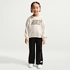 Conjunto de 2 piezas infantil Nike Retro Remix con pants de French Terry de pierna ancha