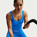 Playera de tirantes con bra deportivo de media sujeción para mujer Nike Pro Sculpt