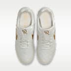 나이키 티엠포 레전드 SE 실내/코트 로우 탑 축구화