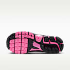 Scarpa Nike Zoom Vomero 5 con dettagli rifrangenti – Donna