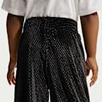Nike Toddler Swoosh Sparkle 2-Piece Velvet Pants Set