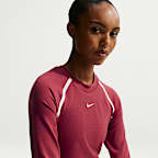 Nike Sportswear Women's Tight Long-Sleeve Cropped Top