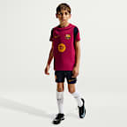 F.C. Barcelona Strike Older Kids' Nike Football Dri-FIT Short-Sleeve Top
