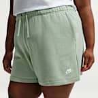 Nike Sportswear Club Fleece Women's Mid-Rise Shorts (Plus Size)