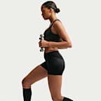 NikeSKIMS Satin Shine Boyshorts mit mittelhohem Bund und Kordelzug (ca. 5 cm, Damen)