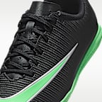 Nike Jr. Mercurial Vapor 17 Club Big Kids' Indoor/Court Low-Top Soccer Shoes