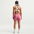 Shorts Dri-FIT 2 en 1 de tiro medio de 8 cm para mujer Nike One