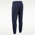 Pants universitarios Nike Dri-FIT entallados para hombre West Virginia Sideline Standard Issue