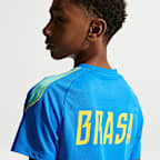 Brazil Strike Big Kids' Nike Soccer Dri-FIT Short-Sleeve Top