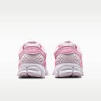 Tenis con detalles reflejantes para mujer Nike Zoom Vomero 5