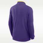 Playera de manga larga universitaria Nike Dri-FIT de medio cierre para hombre LSU Victory