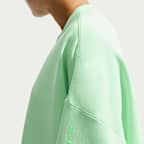 Nike 24.7 ImpossiblySoft Oversize-Rundhalsshirt mit Dri-FIT-Technologie (Damen)