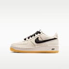 Nike Air Force 1 LV8 Older Kids' Shoes
