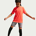 Nike Academy Older Kids' (Girls') Dri-FIT Football Top