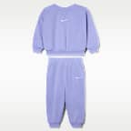 Nike Baby (12–24M) Essential Fleece 2-Piece Crew Set