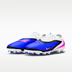 Nike Phantom 6 Low Pro Firm-Ground Football Boot