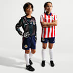 Shorts de futbol Nike Dri-FIT Replica del C.D. Guadalajara local 2026/27 Stadium para niños talla grande