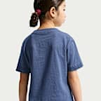 Nike Sportswear Older Kids' T-Shirt