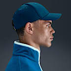 Nike Dri-FIT Club Structured Metal Logo Cap