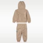 Nike Set aus Pullover-Hoodie und Jogger für Babys (12 bis 24 Monate)
