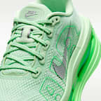 Nike Vomero Premium Straßenlaufschuh (Damen)