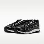 รองเท้า Nike P-6000
