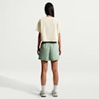 Shorts de tiro medio para mujer Nike Sportswear Classic Wovens