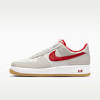 รองเท้าผู้ชาย Nike Air Force 1 '07 LV8