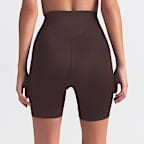 Shorts de ciclismo de tiro alto de 13 cm para mujer NikeSKIMS Satin Shine