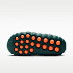 Mules pré-jogo Nike Mind 001 para homem