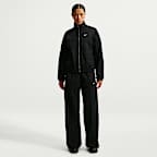 Damska luźna kurtka z tkaniny z zamkiem na całej długości i ochroną przed promieniowaniem UV Nike Windrunner