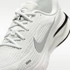 Nike Journey Run Men's Road Running Shoes