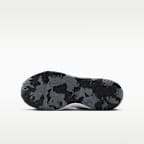 Buty do koszykówki dla dużych dzieci Nike Team Hustle D 12