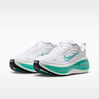 Nike Vomero Plus Women's Road Running Shoes (Extra Wide)