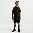 Nike Sportswear City Utility Big Kids' Short-Sleeve Top