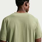 Playera de entrenamiento Dri-FIT con protección contra los rayos UV para hombre Nike Hyverse