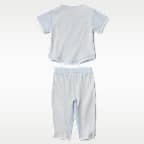 Nike ready, set! Baby T-Shirt and Joggers Set