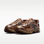 Tenis con detalles reflejantes para mujer Nike Air Max Moto 2K