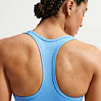 Nike Swoosh Medium Support sports-BH med innlegg til dame