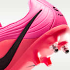 Chaussure de foot basse à crampons pour terrain gras Nike Tiempo Maestro Academy