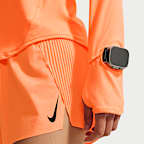 Playera de correr Dri-FIT UV de cierre de 1/4 para mujer Nike Swift