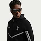 Tottenham Hotspur Tech Fleece Men's Nike Windrunner Jacket
