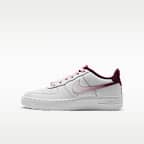 Nike Air Force 1 Low LV8 Older Kids' Shoes