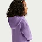 Sudadera con gorro sin cierre de tejido Fleece Studio infantil Nike Sportswear