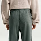 Pants de tiro medio Therma-FIT con dobladillo abierto para mujer Nike Sportswear