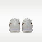 나이키 티엠포 레전드 SE 실내/코트 로우 탑 축구화