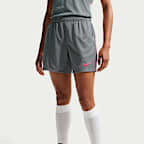 Shorts de fútbol de tejido Knit Dri-FIT para mujer Nike Strike