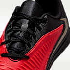 Nike Jr. Phantom 6 Low Club Big Kids' Indoor/Court Soccer Shoes