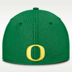 Oregon Classic Swooshflex Men's Nike Dri-FIT College Hat